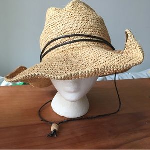 San Diego hat co sun hat one size. Beige straw. Chin strap.